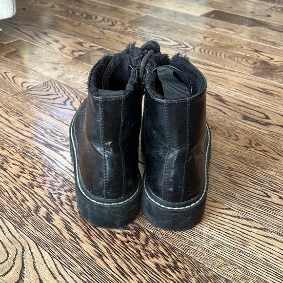 H&M Black Faux Fur Lined Boots - Picture 3 of 5